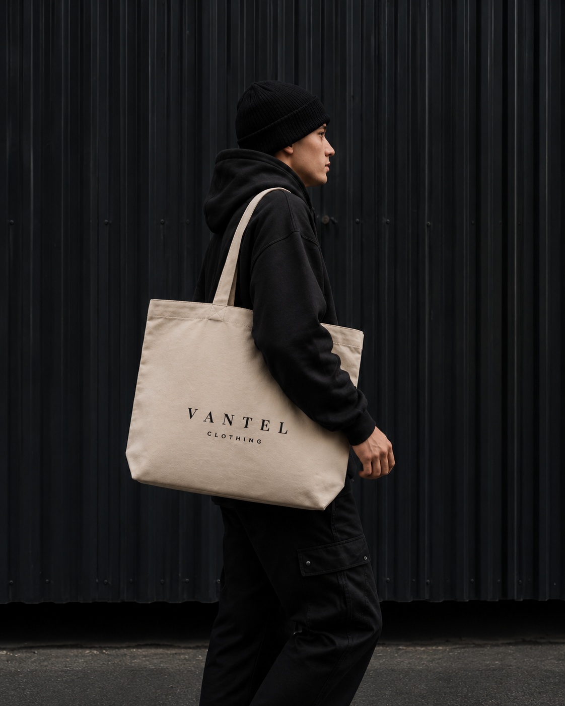 VANTEL Essential Tote